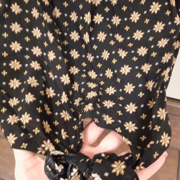 Blouse - Picture 3 of 4